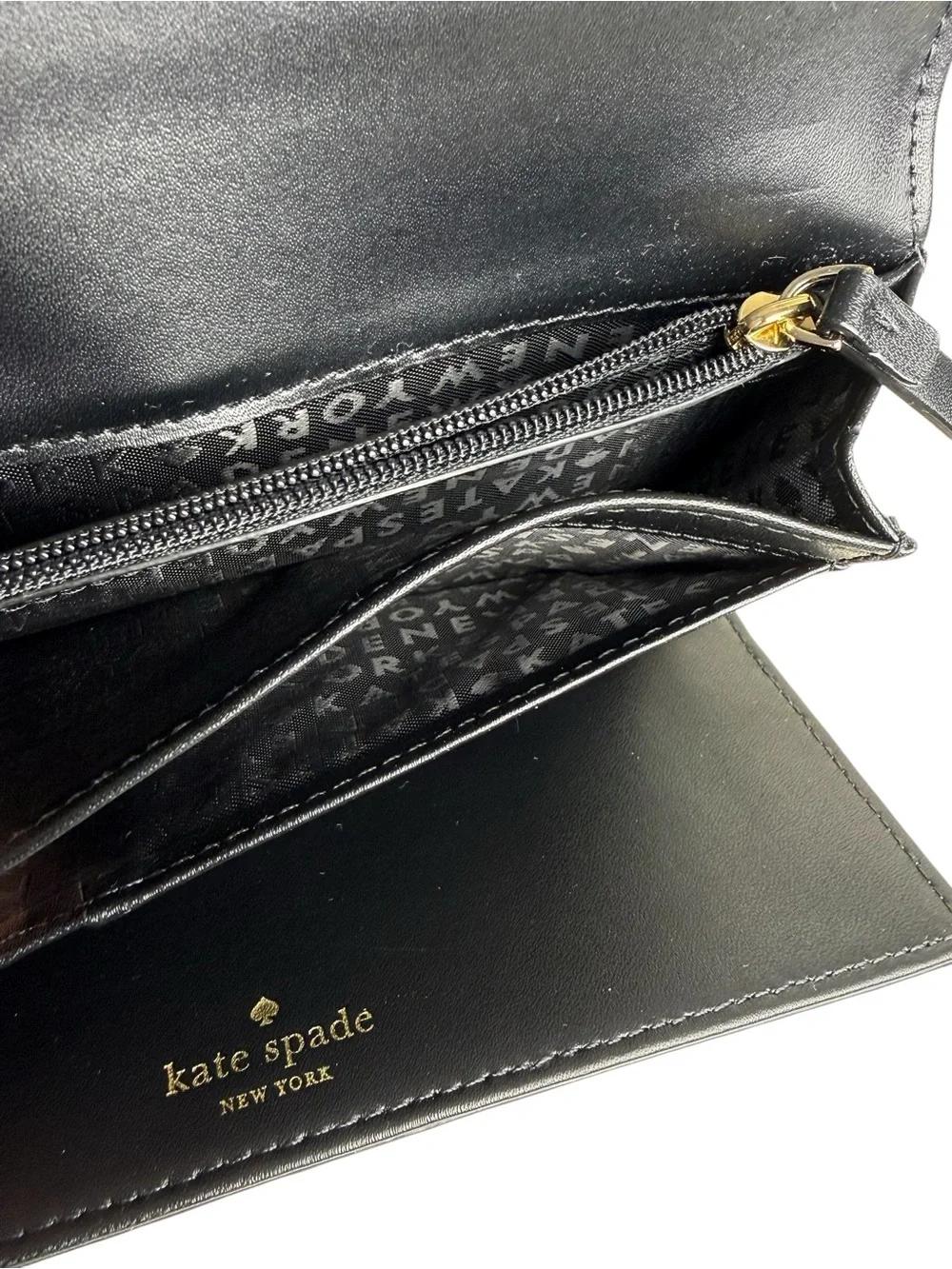 Kate Spade Bay Street Sandra Pebbled Leather Trifold Wallet NWOT